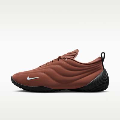 W+NIKE+ASTRA+ULTRA.png